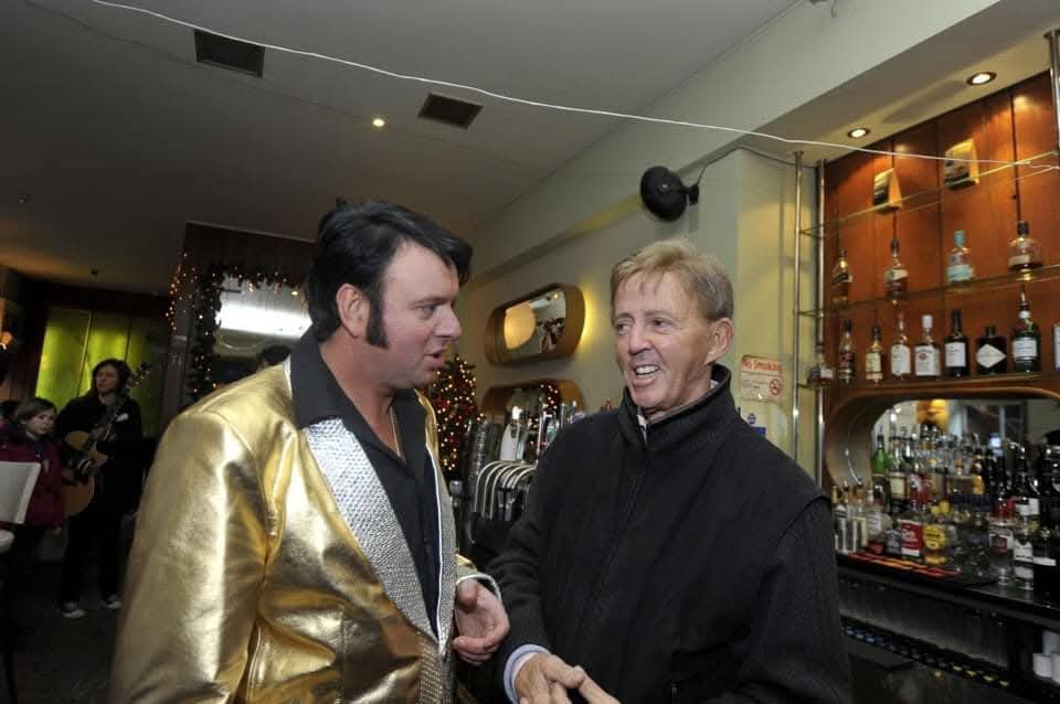 Celebrity encounter photograph